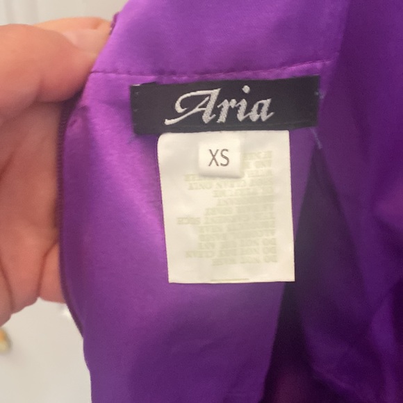 Purplish full length gown in excellent condition:) - Picture 3 of 6